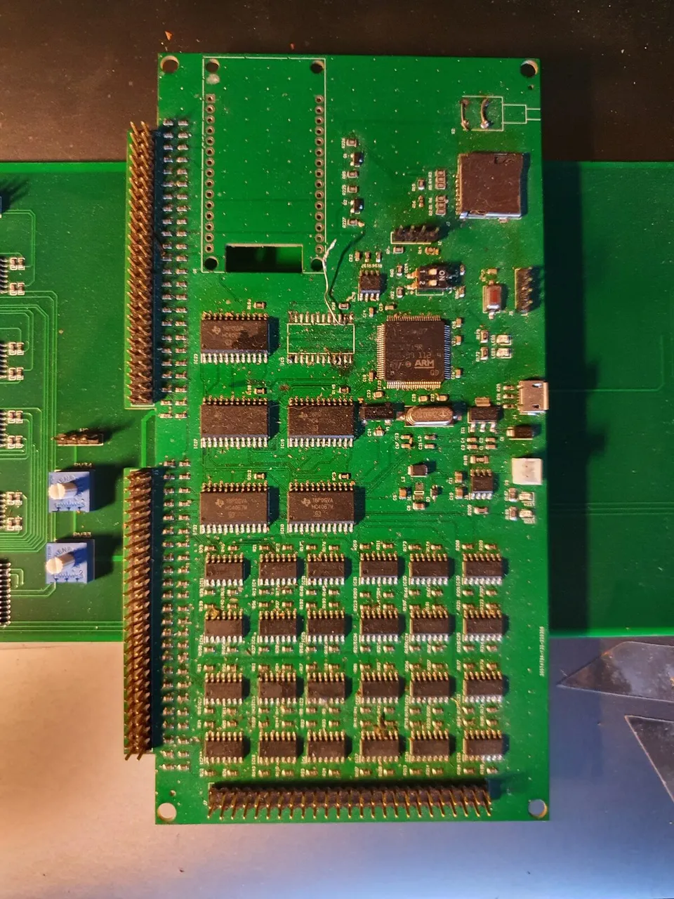 Pelmatographos controller and sensor-matrix boards assembled together